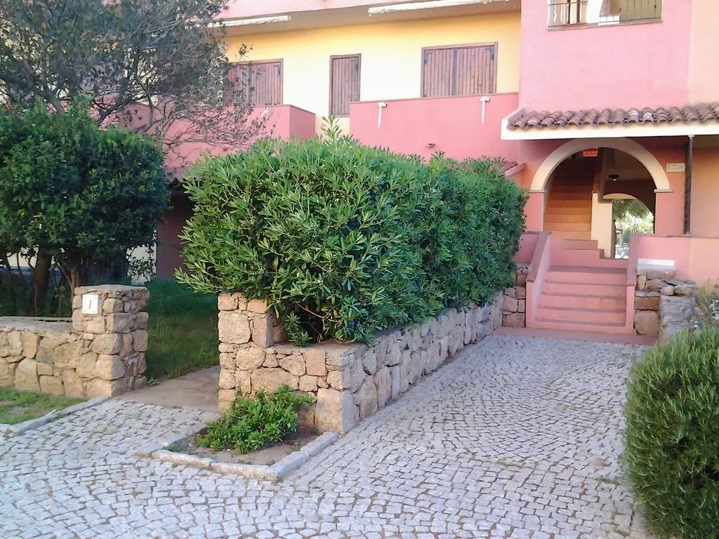 Apartment Appartamento Al Mare Vicino Olbia Murta Maria Italy